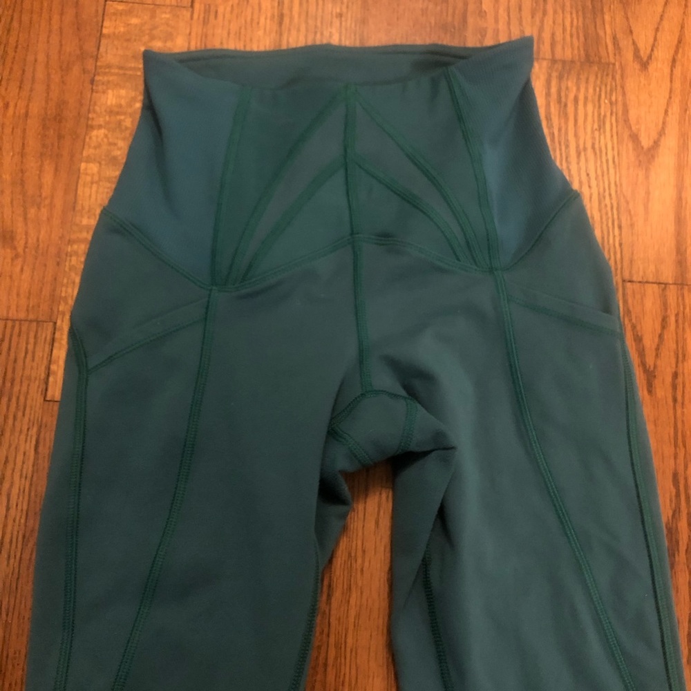 Rare lululemon exquisite leggings size 2